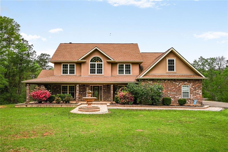 Home for Sale in Covington, LA
