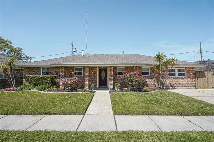Home for Sale in Chalmette, LA