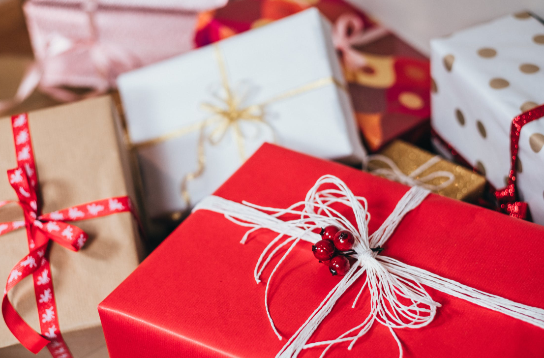 The Best Gift Ideas for Everyone in Your Life header image.