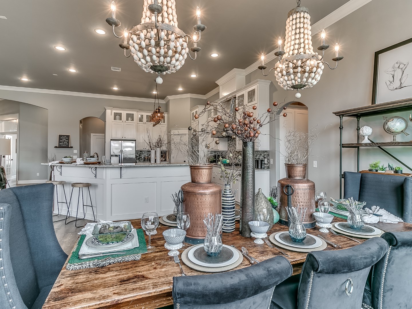 Convenience & Decorator Features and Specifications header image.