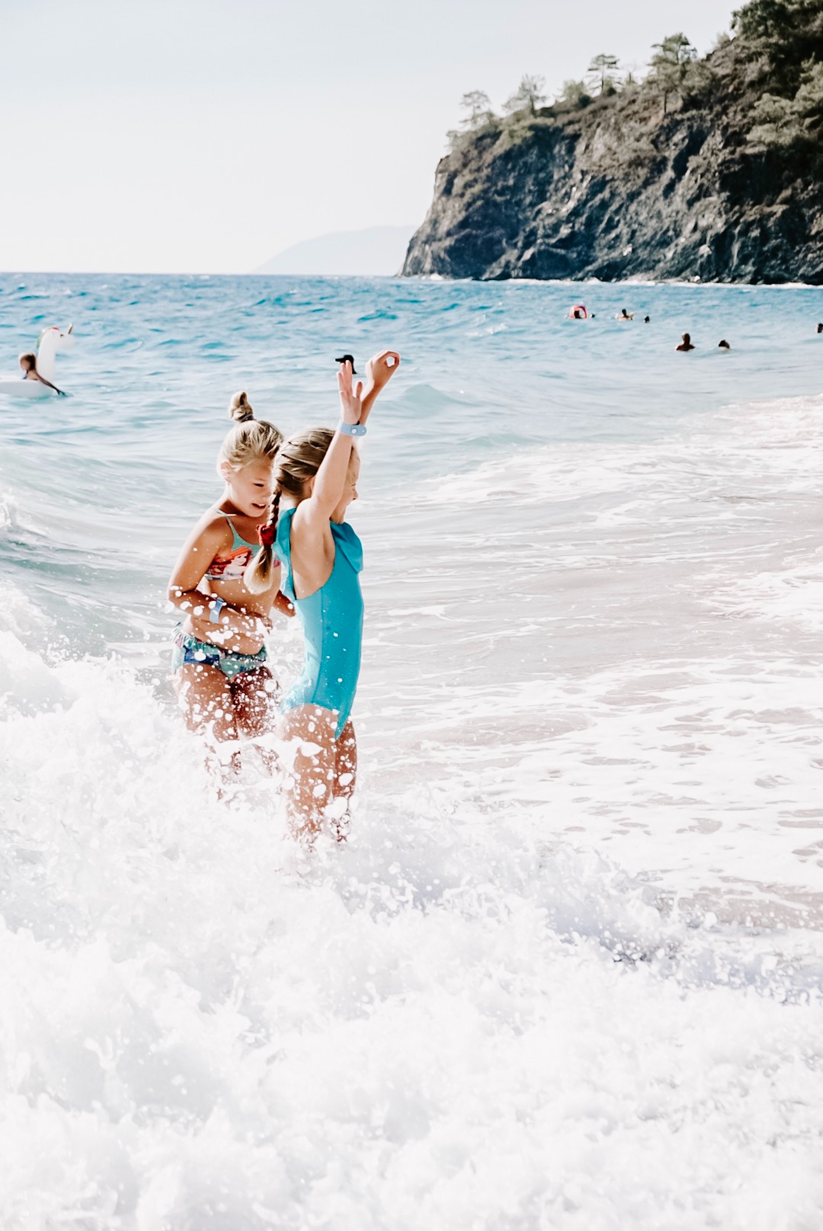 Brilliant Beach Day Hacks You Can Use header image.