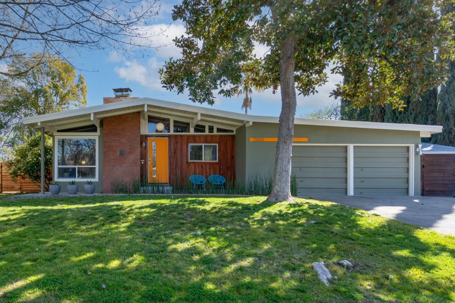 2605 Kendale Way header image.