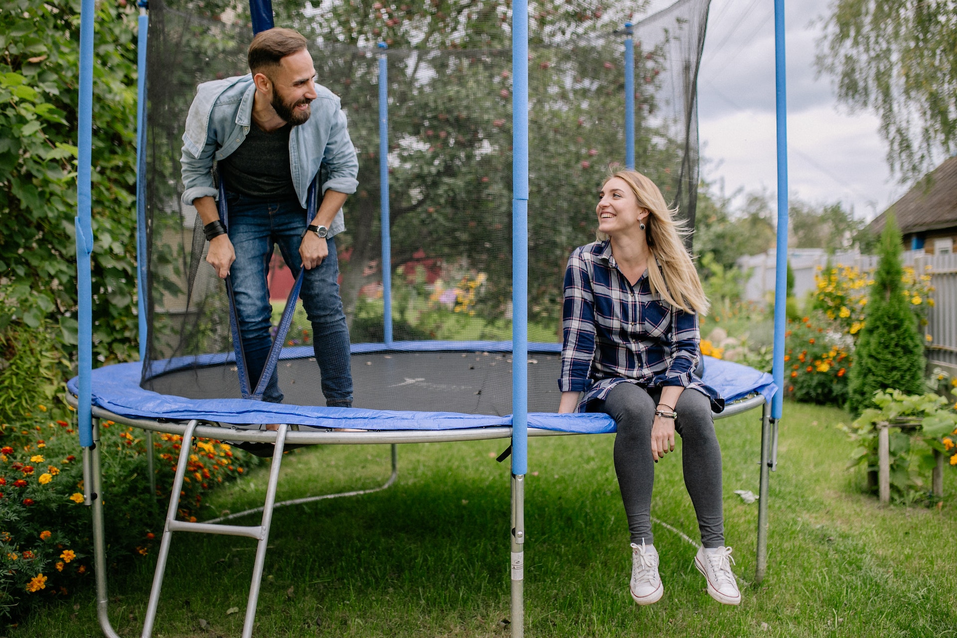 Renting or Selling Your House: What's the Best Move? header image.