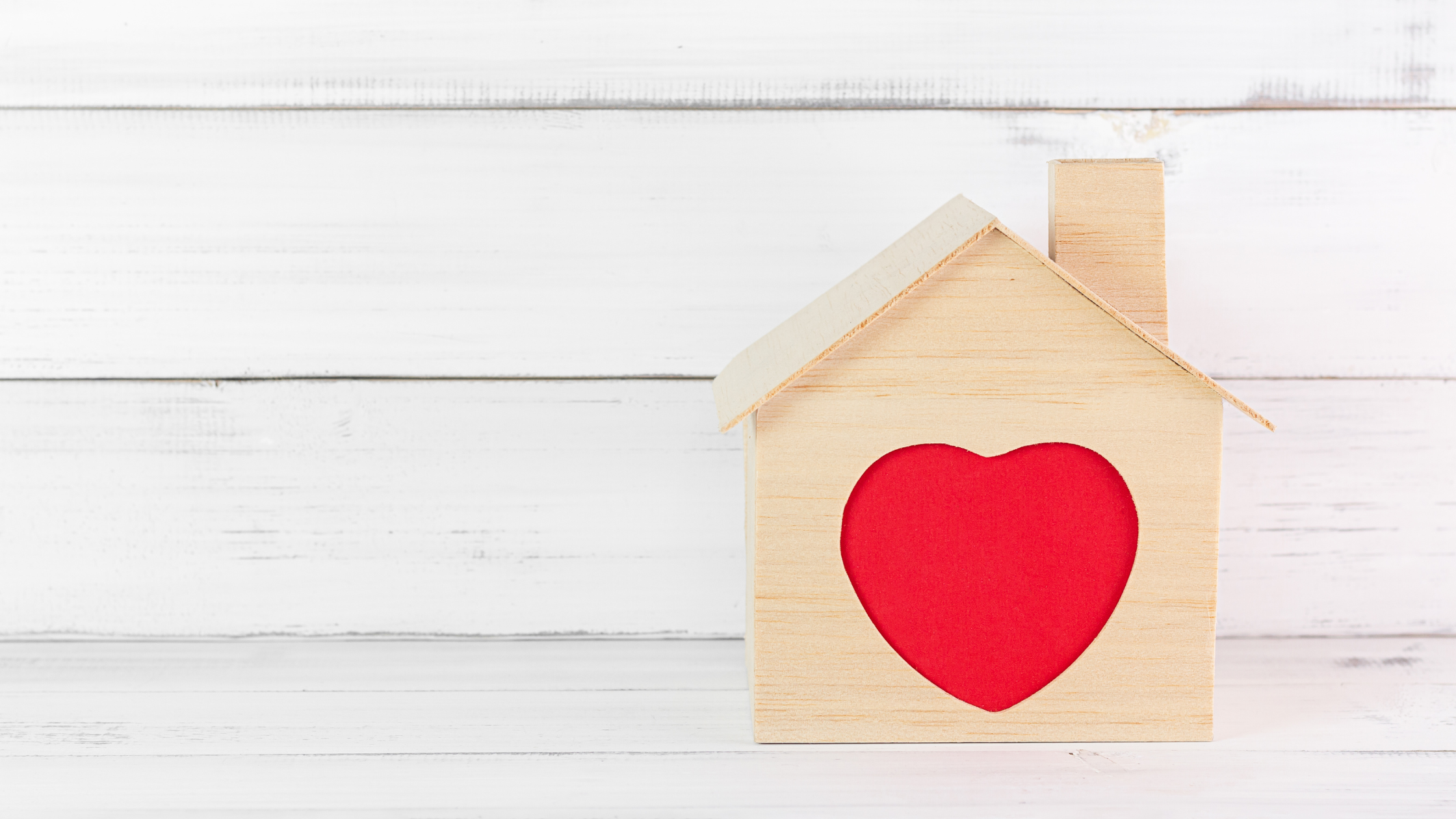 Houses Are Still Selling Fast header image.