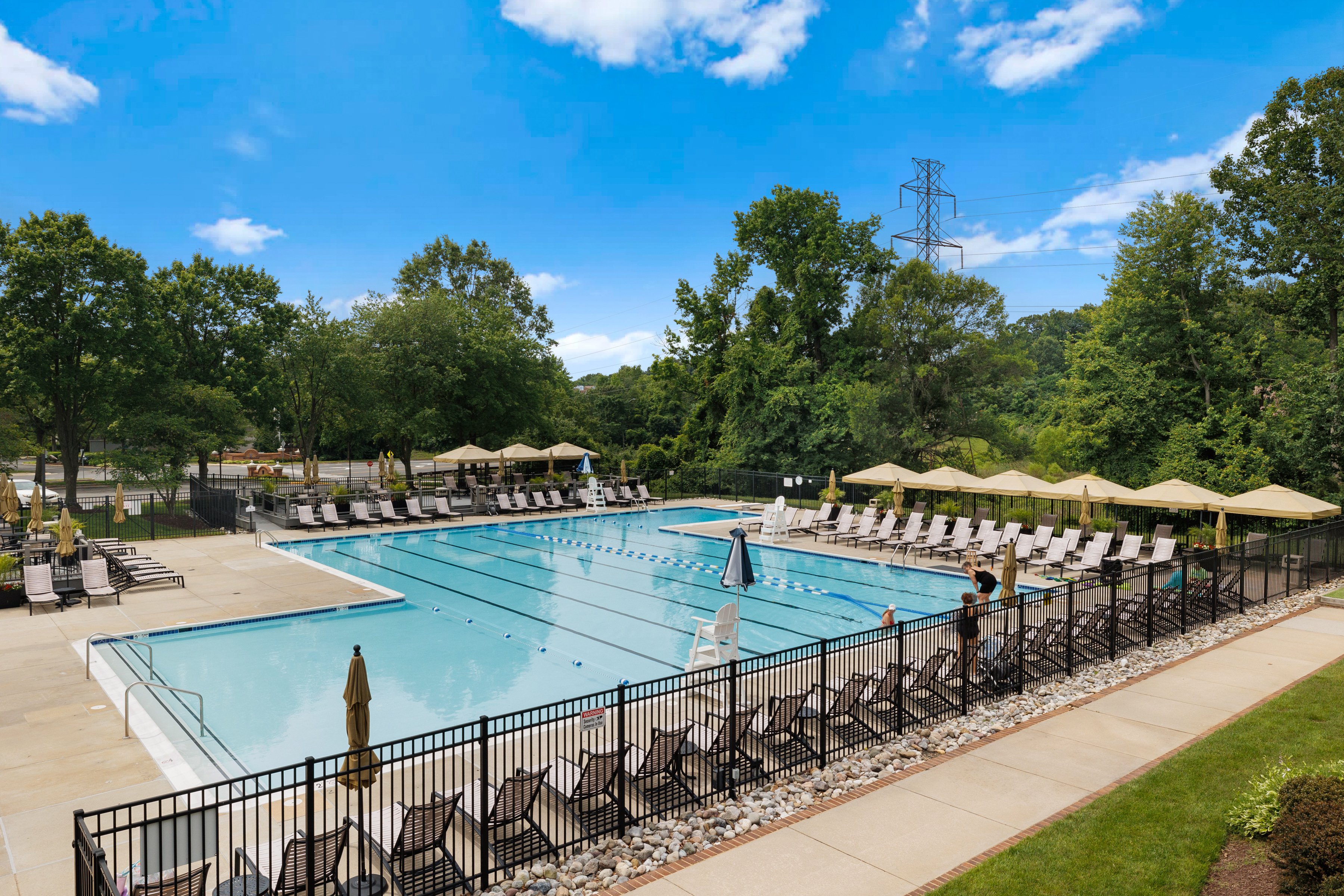 kingstowne-alexandria-pool