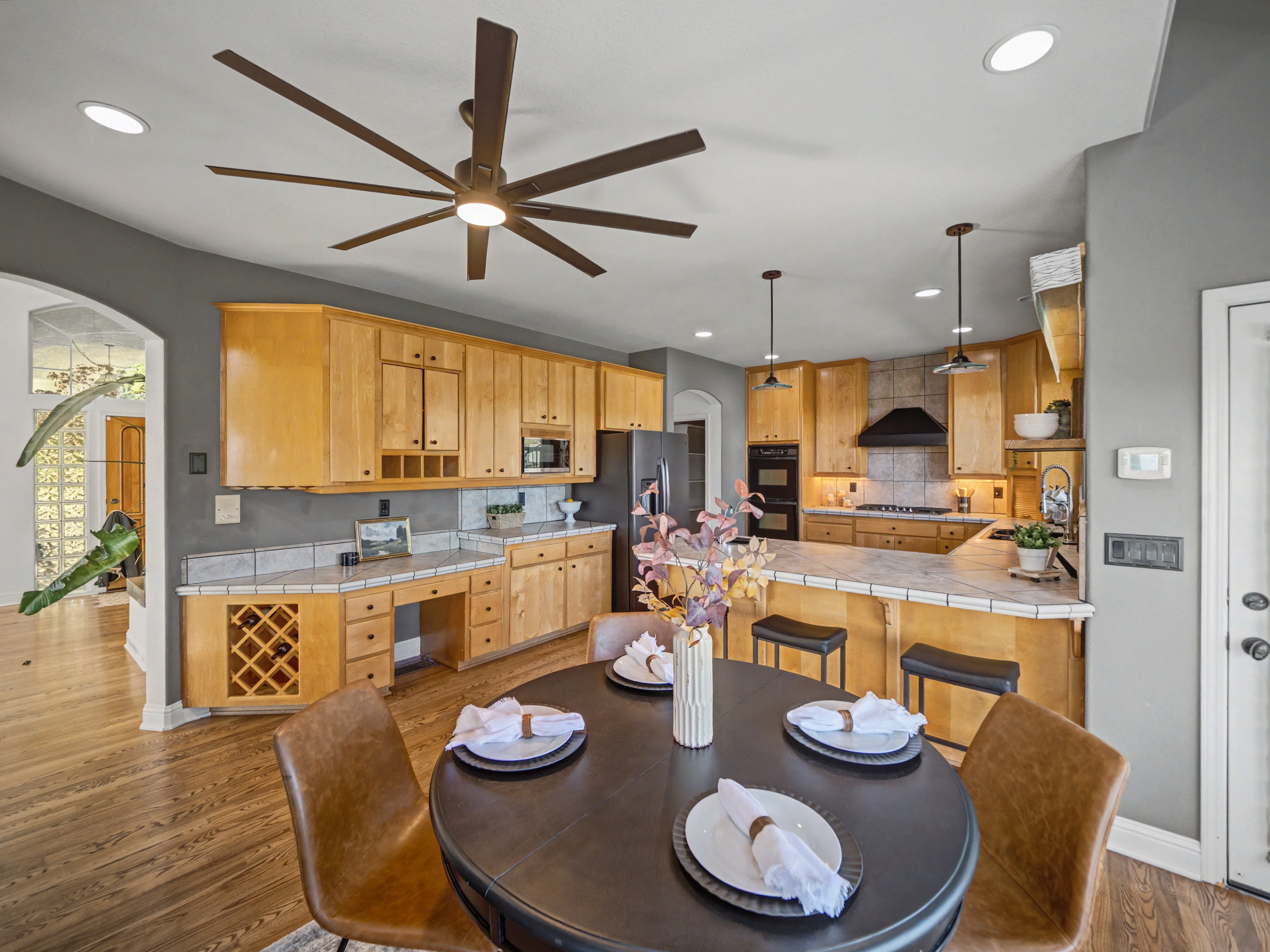 kitchen-15223-ledgewood-drive-redding-ca