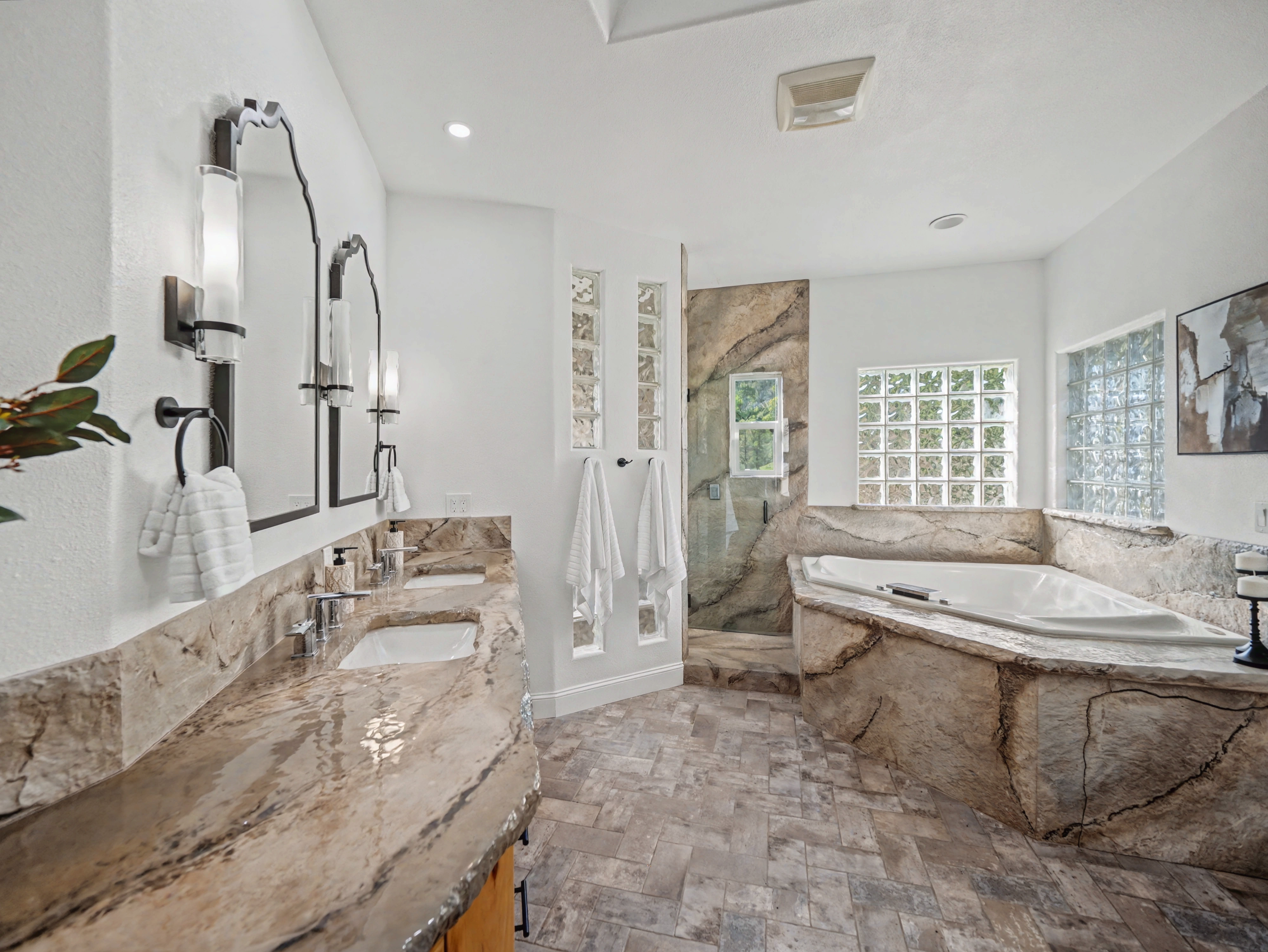 masterbath-15223-ledgewood-drive-redding-ca