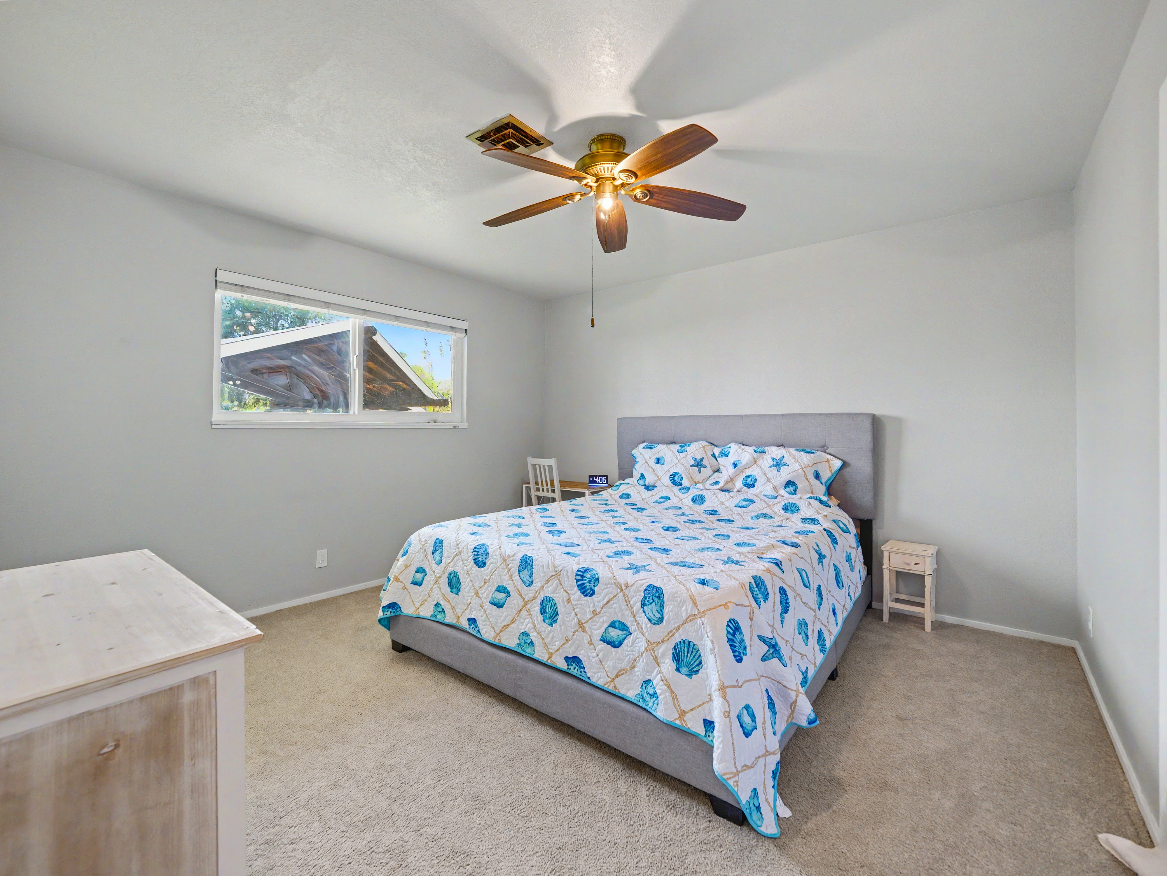 bedroom3-1005-grissom-ct-redding-ca