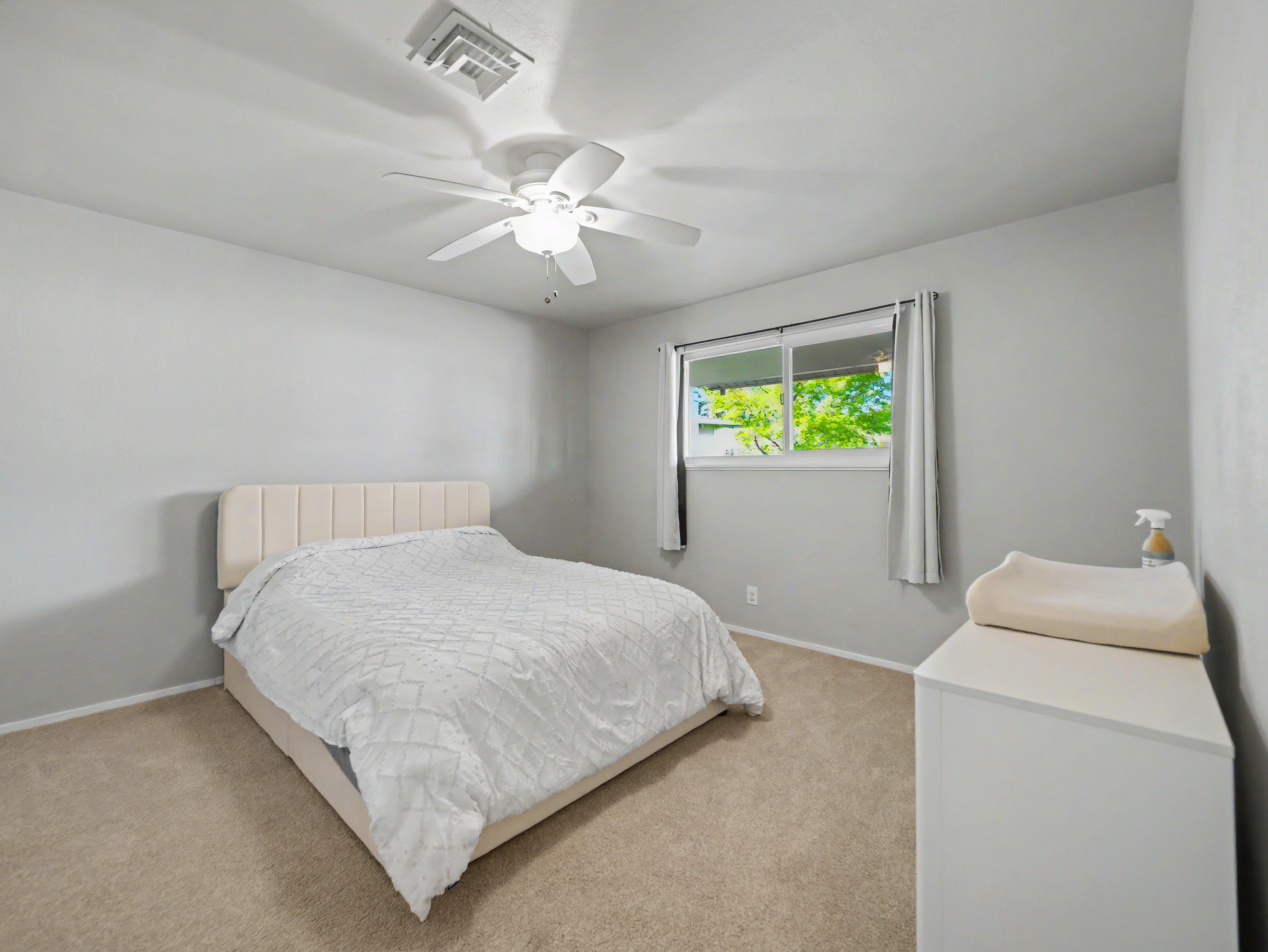 bedroom4-1005-grissom-ct-redding-ca