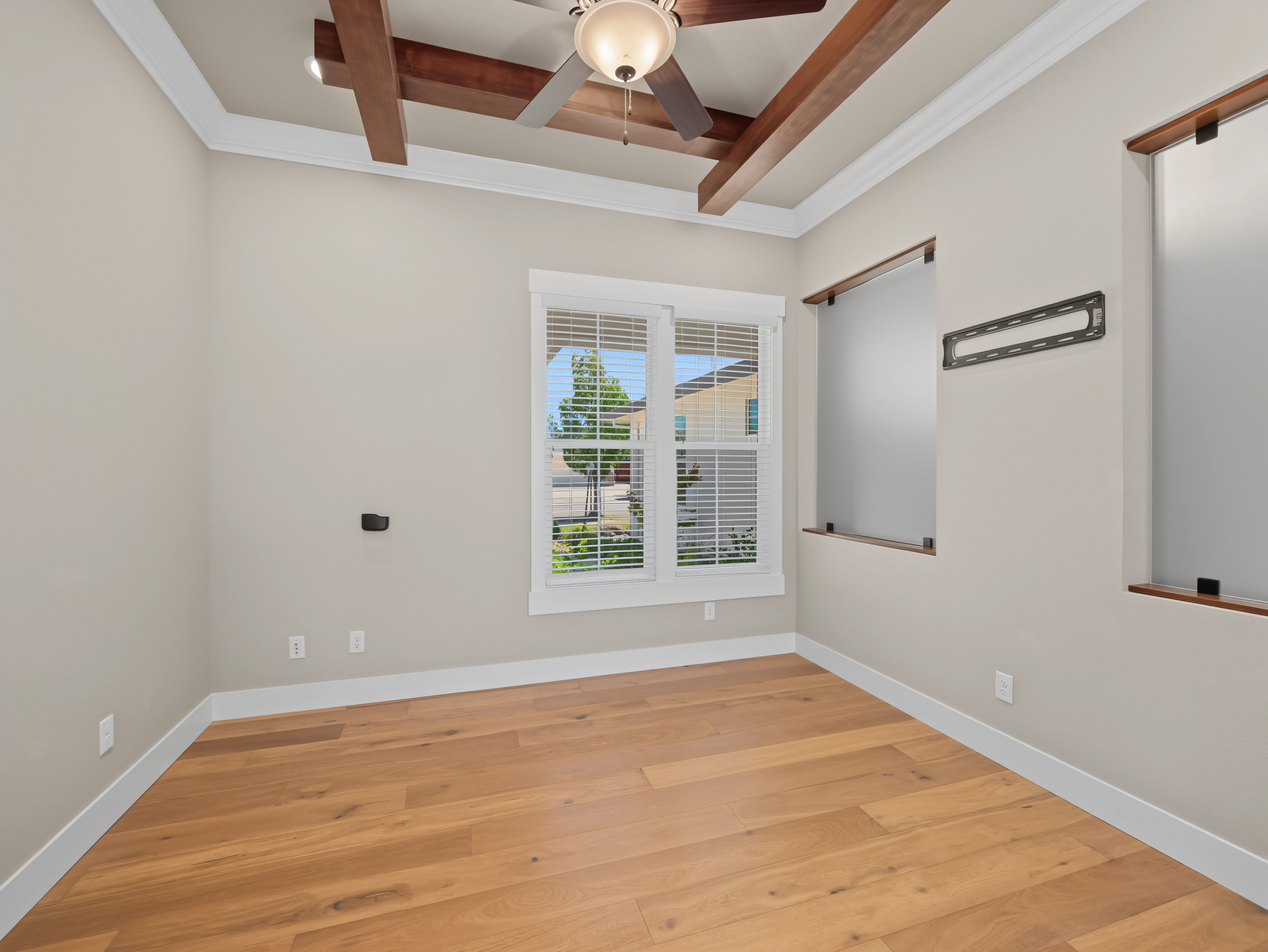 650_mill_valley_pkwy_redding_ca_bedroom2