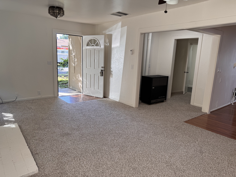 1785_brigman_street_anderson_ca_entry