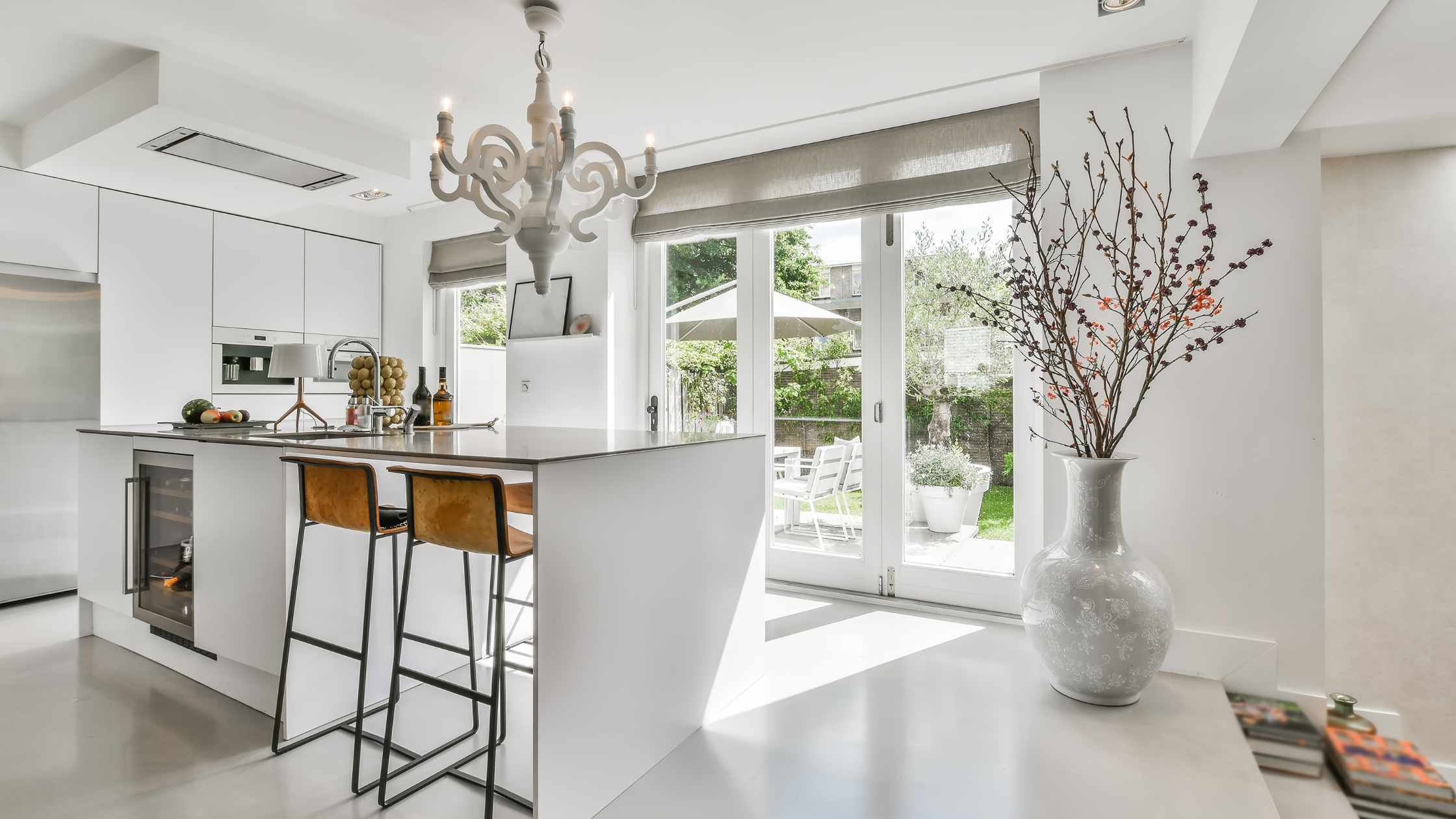 New Construction Homes: How to Avoid Costly Mistakes and Secure Your Dream Home header image.