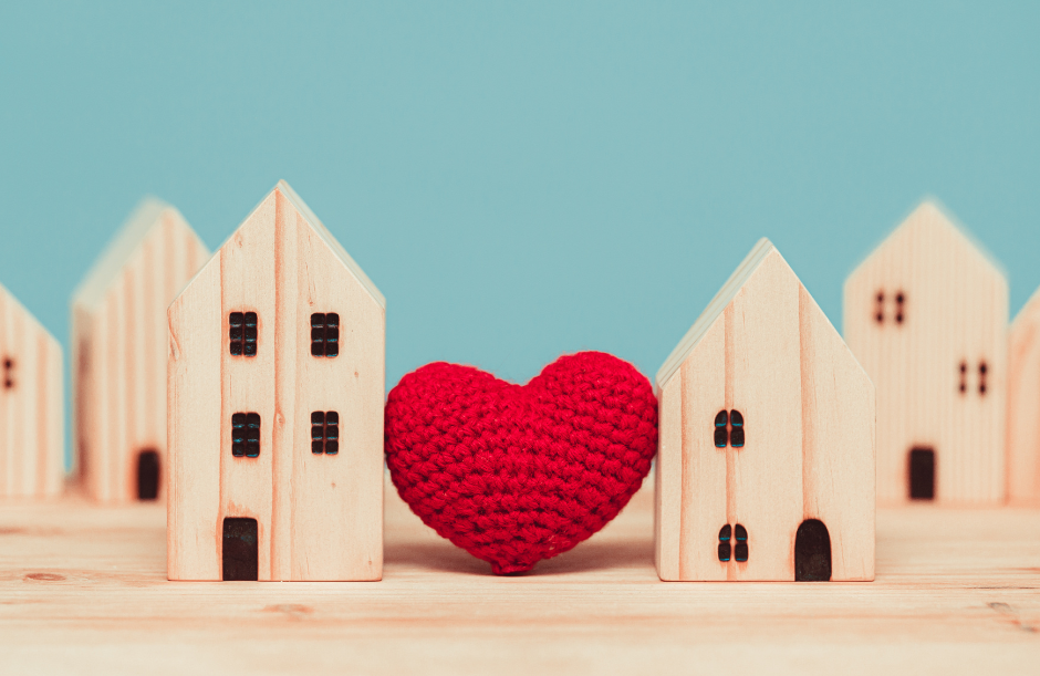 5 Simple Ways to Fall in Love with Your Neighborhood Again header image.
