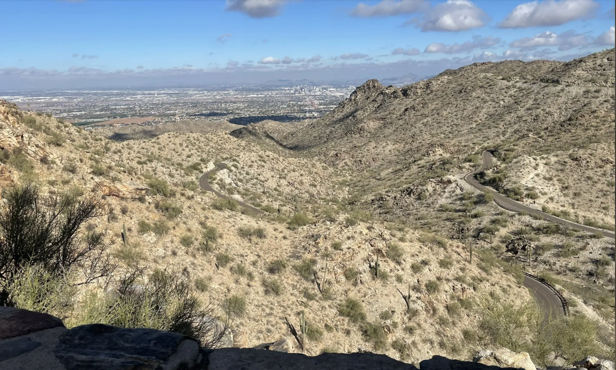 5 Local Spots That Make Ahwatukee Feel Like Home header image.