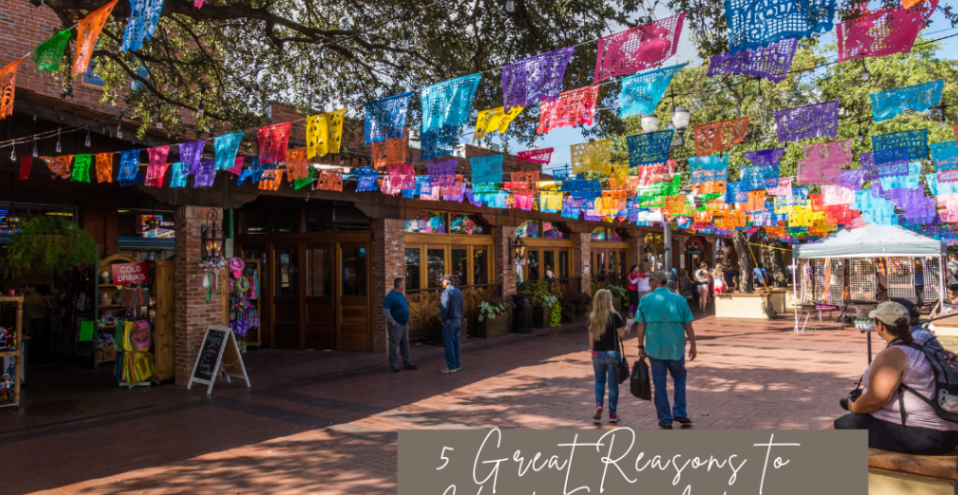 5 Great Reasons to Visit San Antonio, Texas During the Fall Season header image.