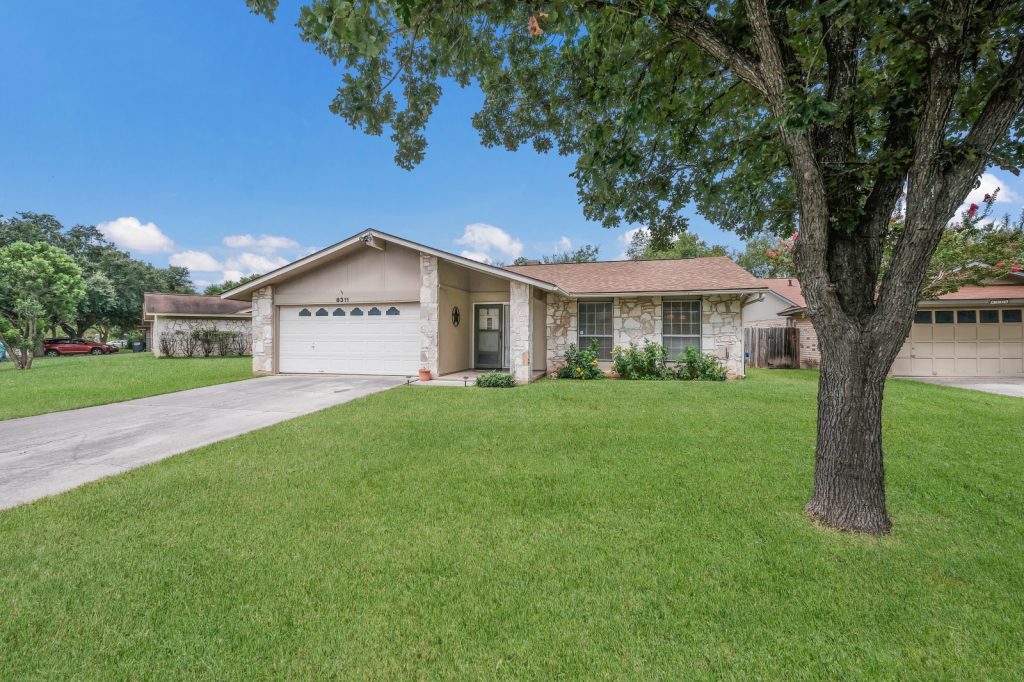 8131 Knute Rockne San Antonio, TX 78240 header image.