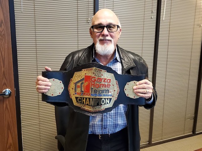 The Garza Home Team at RE/MAX North San Antonio would like to congratulate Mr. Vega on the purchase of his new San Antonio Home header image.