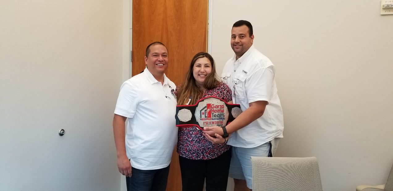 🎉 #Congratulations 🎉 to Mr and Mrs Penna ❗️ on the #selling of their #home 😁 header image.