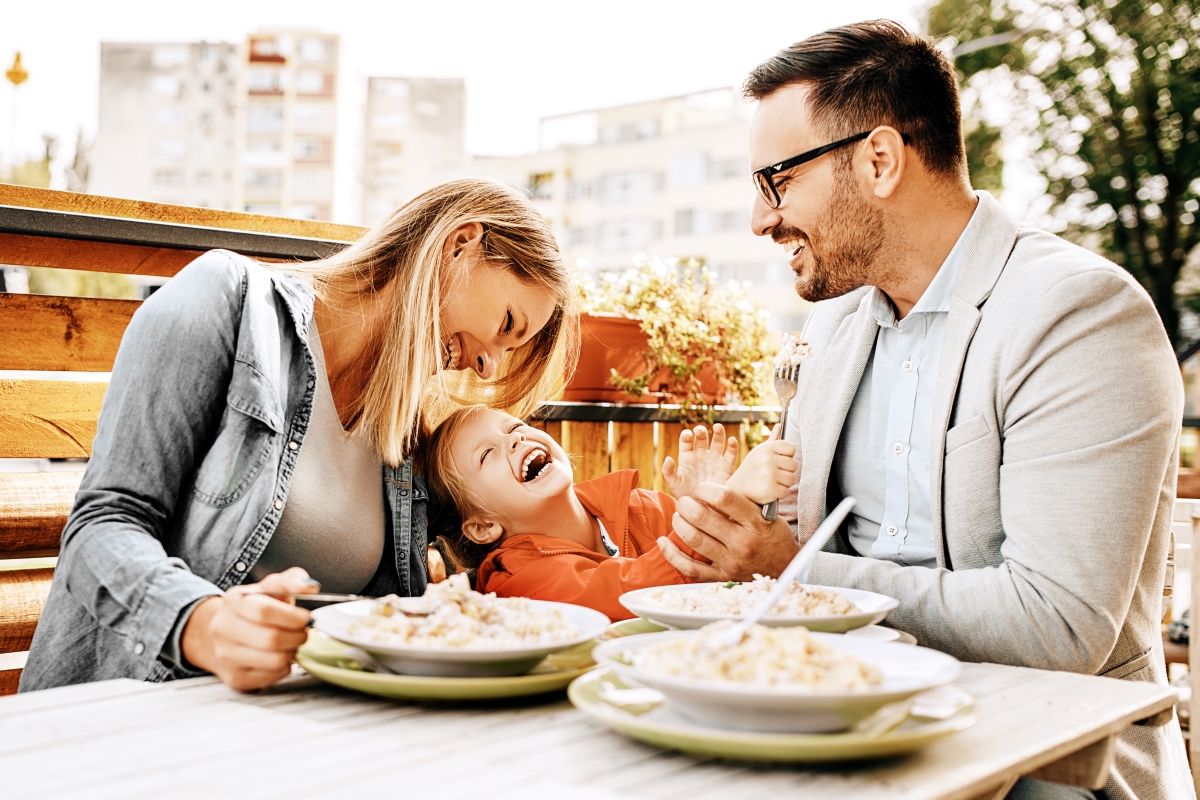 🍽️ 10 Places to Take Dad This Father’s Day in the Delaware Valley header image.