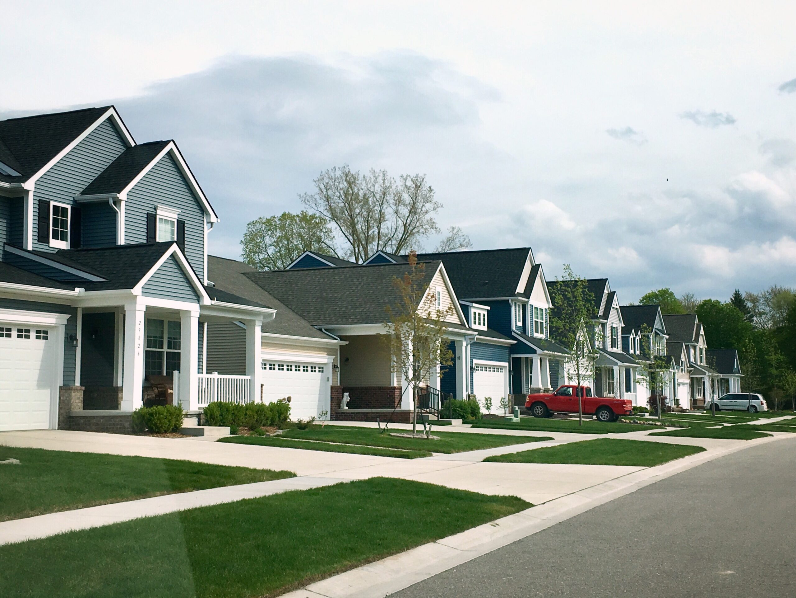 How to Choose the Right Neighborhood for Your Next Home header image.