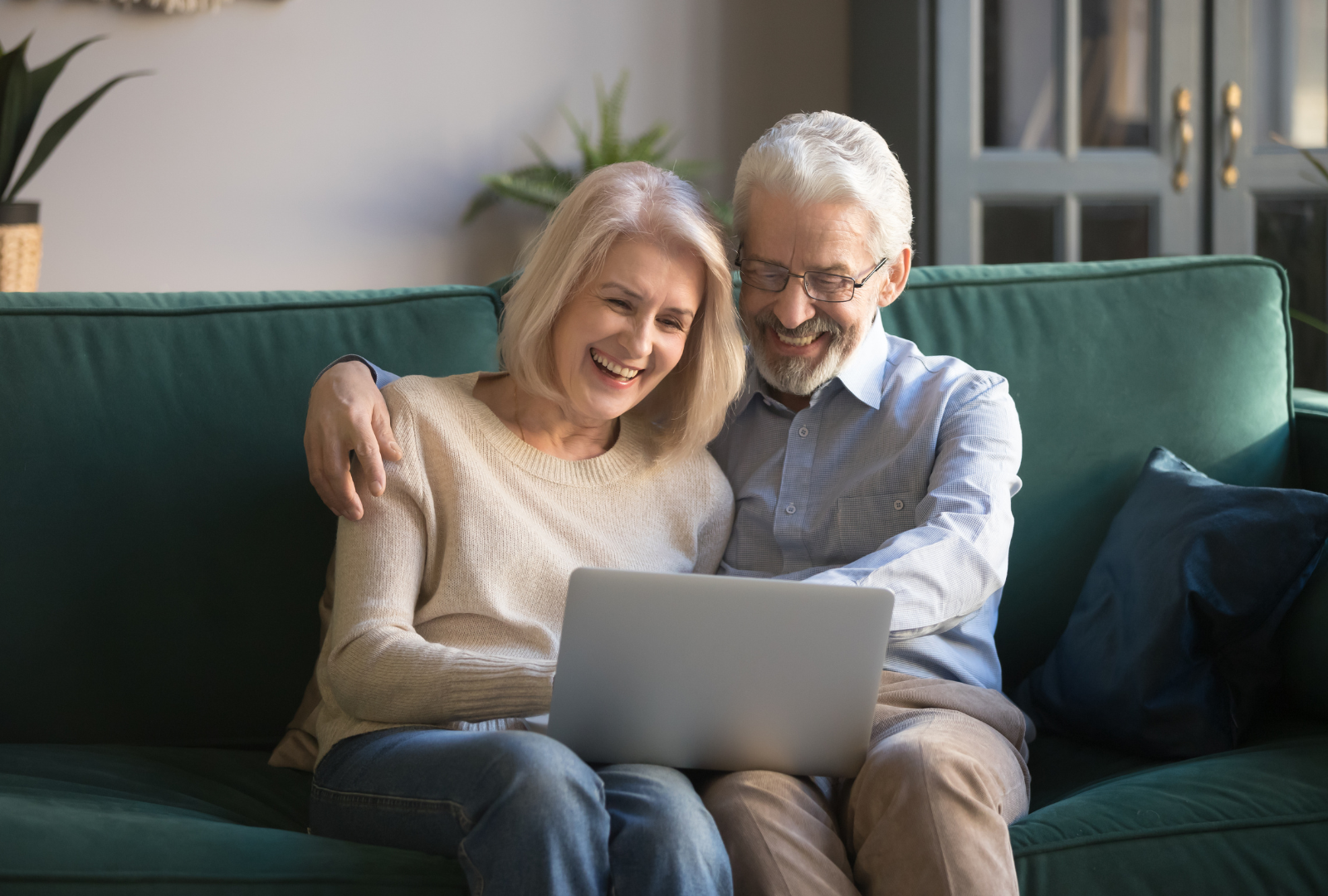 Top 4 Features Retirees Should Look for in a New Home header image.
