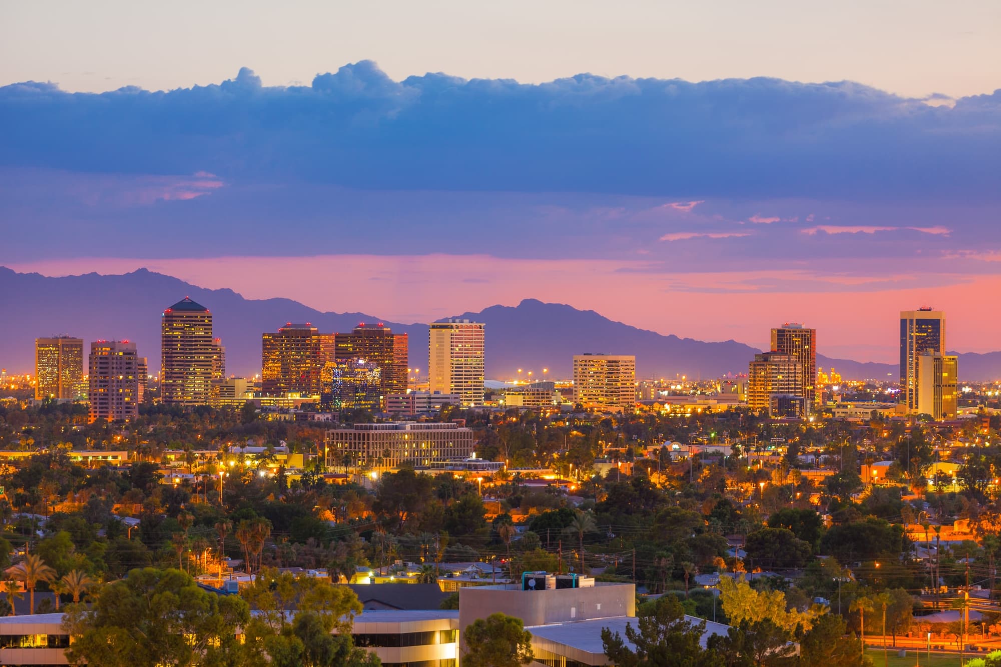 Moving to Downtown Phoenix, Arizona: Your Complete Guide to Homes, Dining & Lifestyle header image.