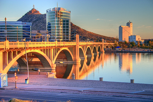 Moving to Tempe, Arizona: Your Complete Guide to Homes, Dining & Lifestyle header image.