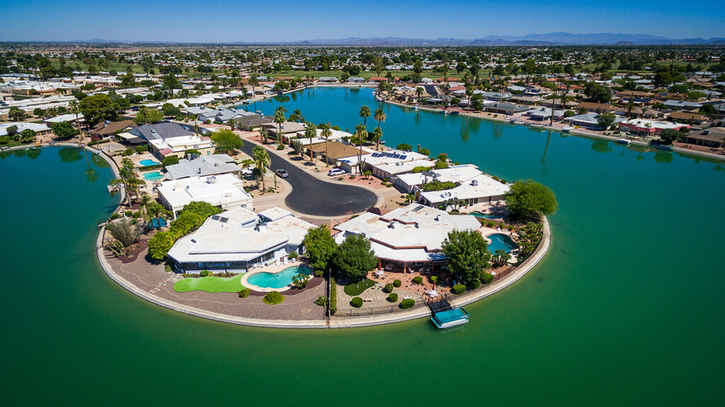 Moving to Sun City, Arizona: Your Complete Guide to Homes, Dining & Lifestyle header image.