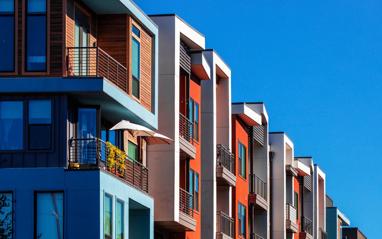 Should You Rent or Renovate in Northern Virginia? header image.