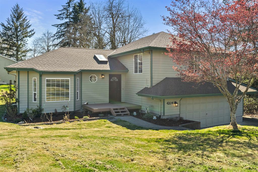 Long Lake Living header image.