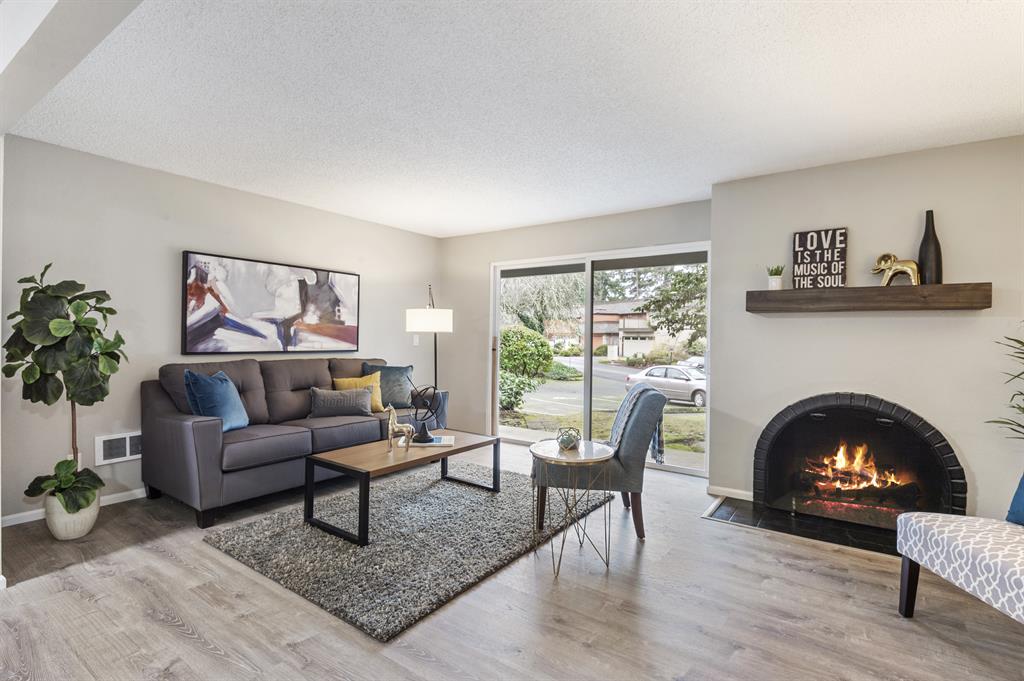 WELCOME TO LAKEWOOD header image.