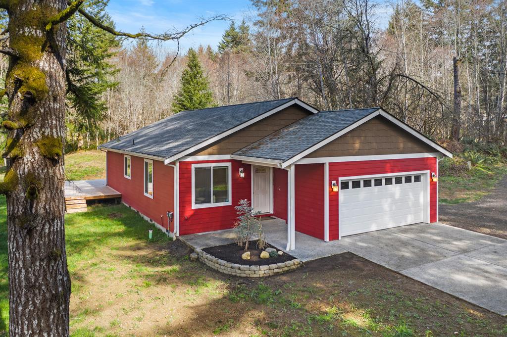 The Red Rambler header image.