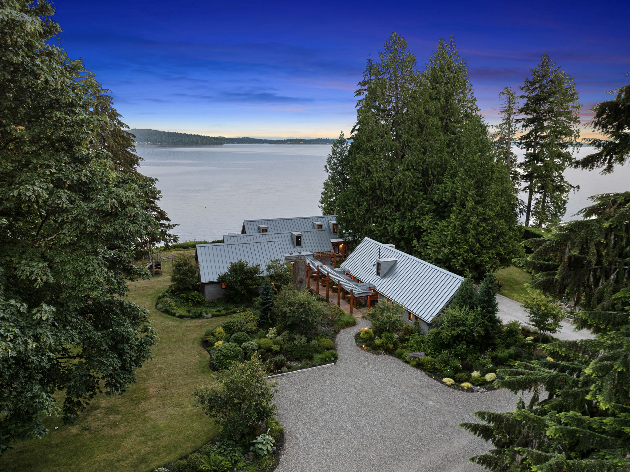 13616 Thomas Road NW, Gig Harbor, WA 98329 header image.