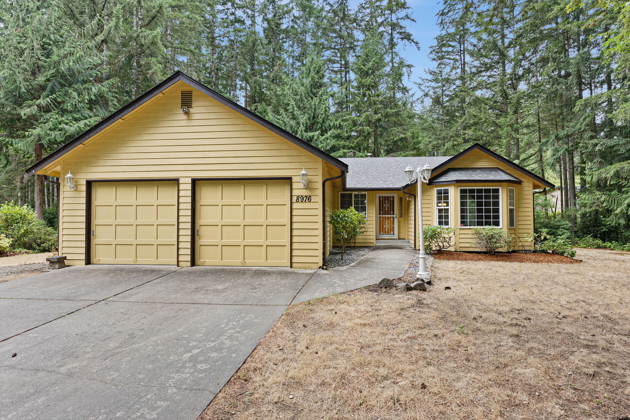 8976 Pebble Place SE, Port Orchard, WA 98367 header image.
