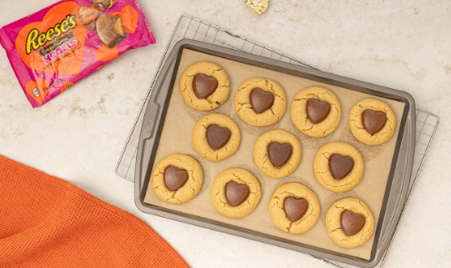 Hersheys Penut Butter Cookie Recipe header image.