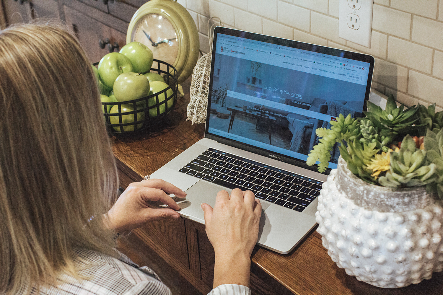 Considerations for New Homeowners During Tax Season header image.