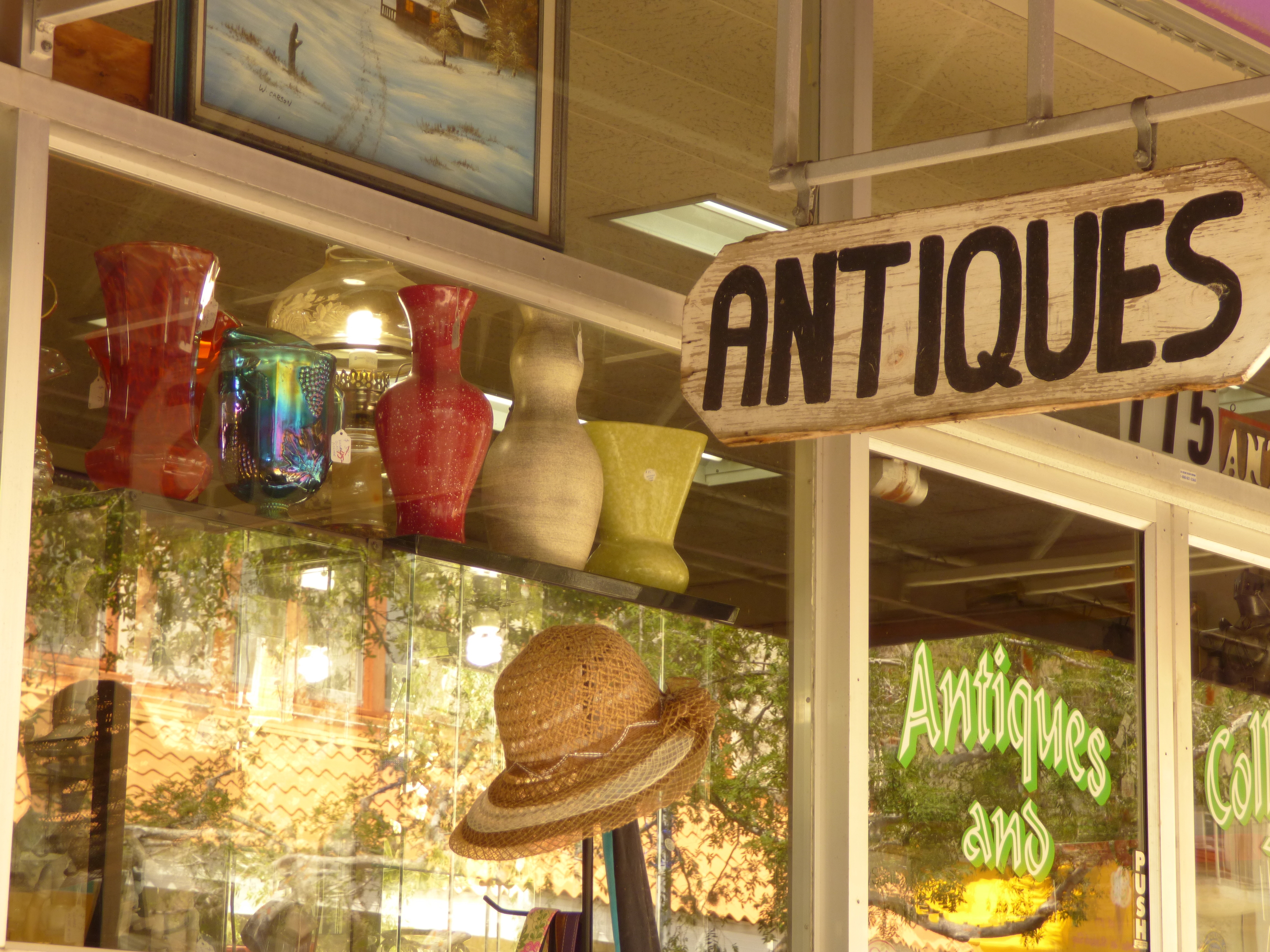 The Best Vancouver Antique/Thrift Stores header image.