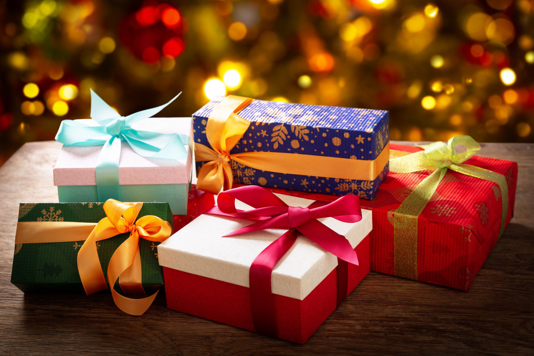 2022 Clark County Holiday Gift Guide: Shop & Give Unique & Local header image.