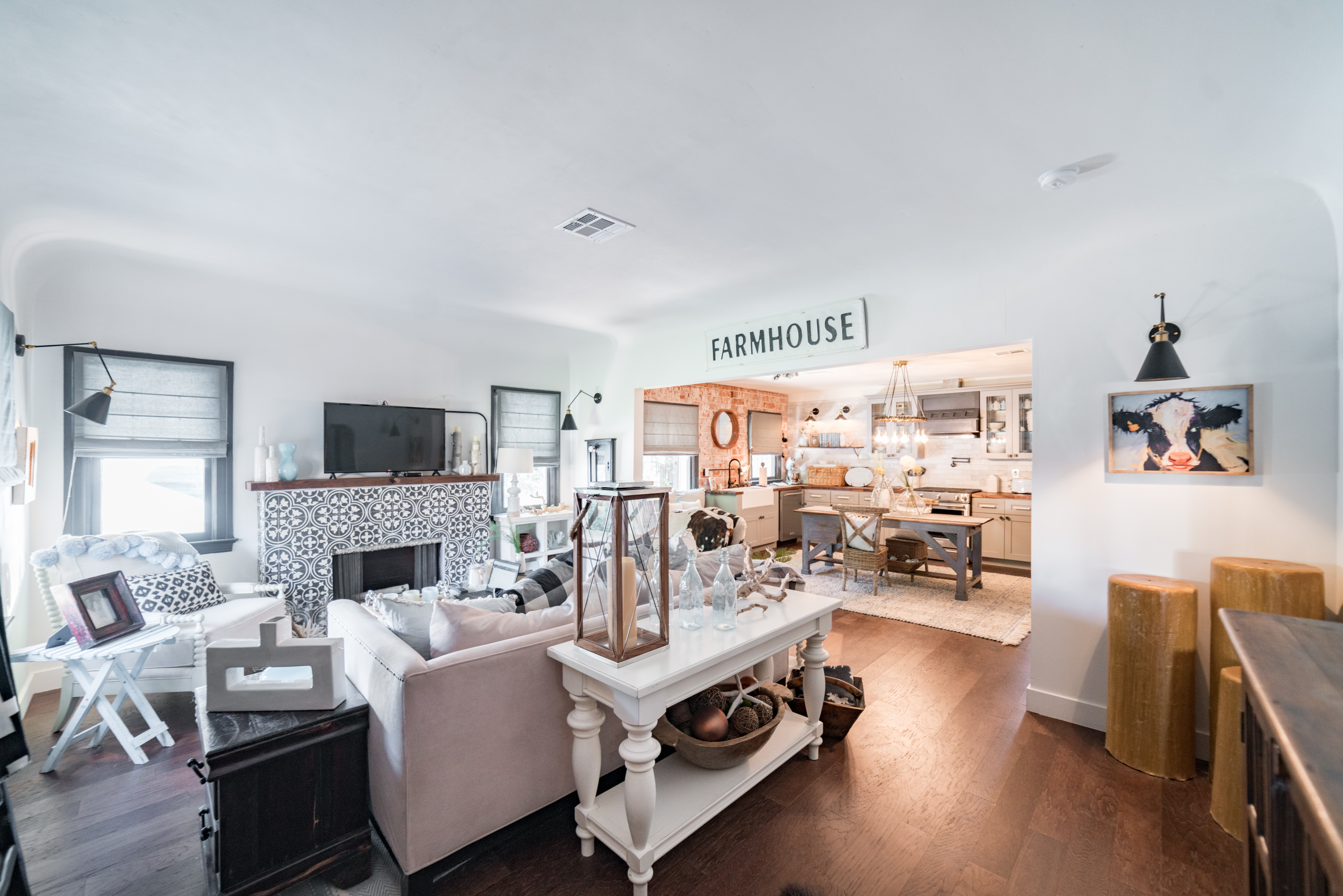 Come Get Yourself An Urban Revival Home w/ This 3 Bed 2 Bath Remodeled Home In F.Q. Story Historic District! header image.