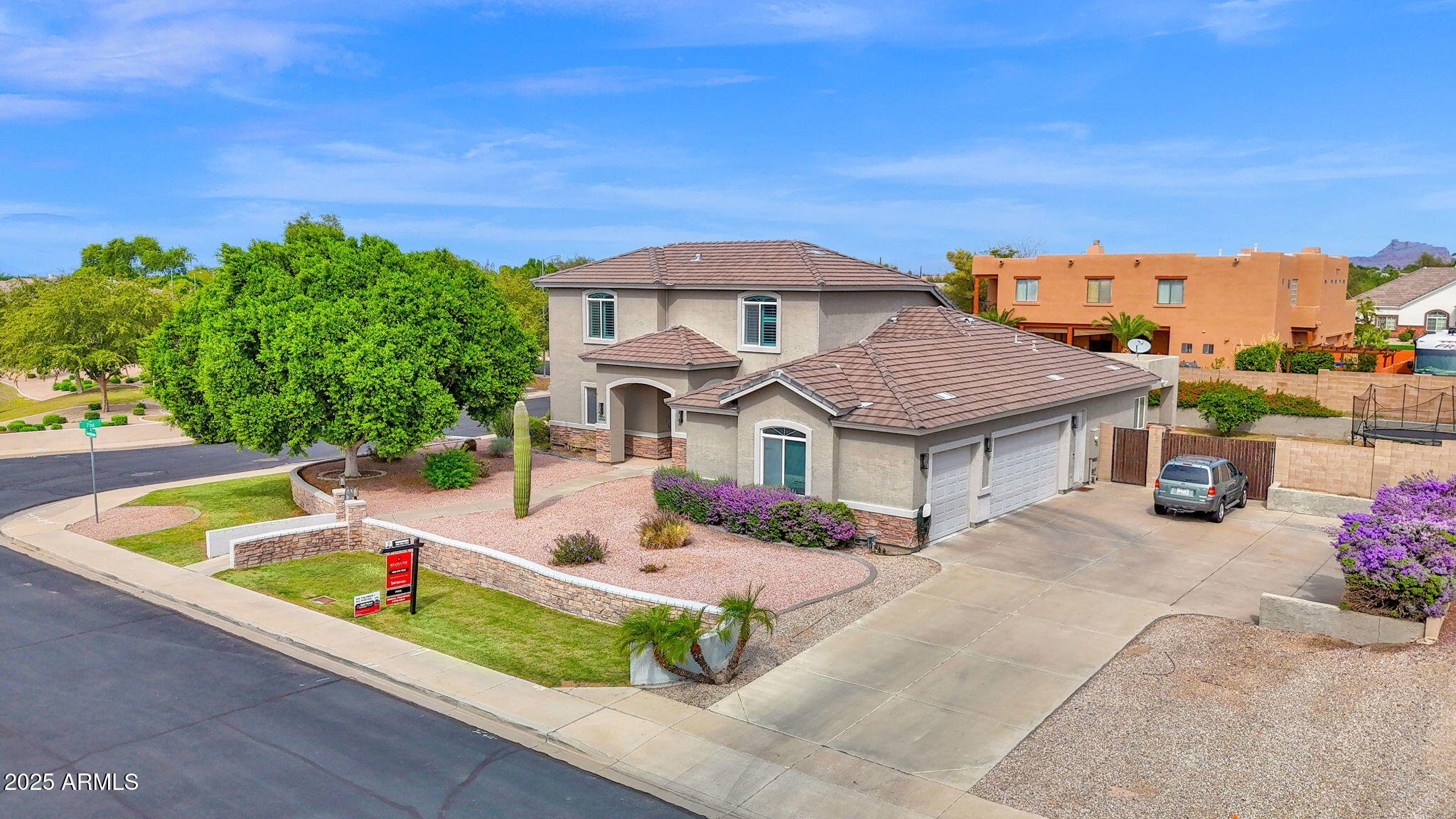 New Listing - 7114 E Grandview St, Mesa, AZ 85207 header image.