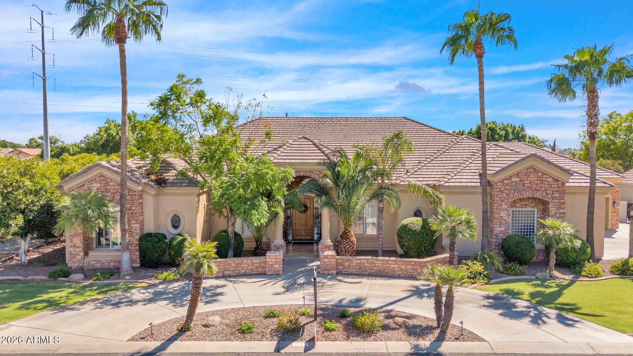 DECATUR DREAM ESTATE | 3453 E Decatur St header image.