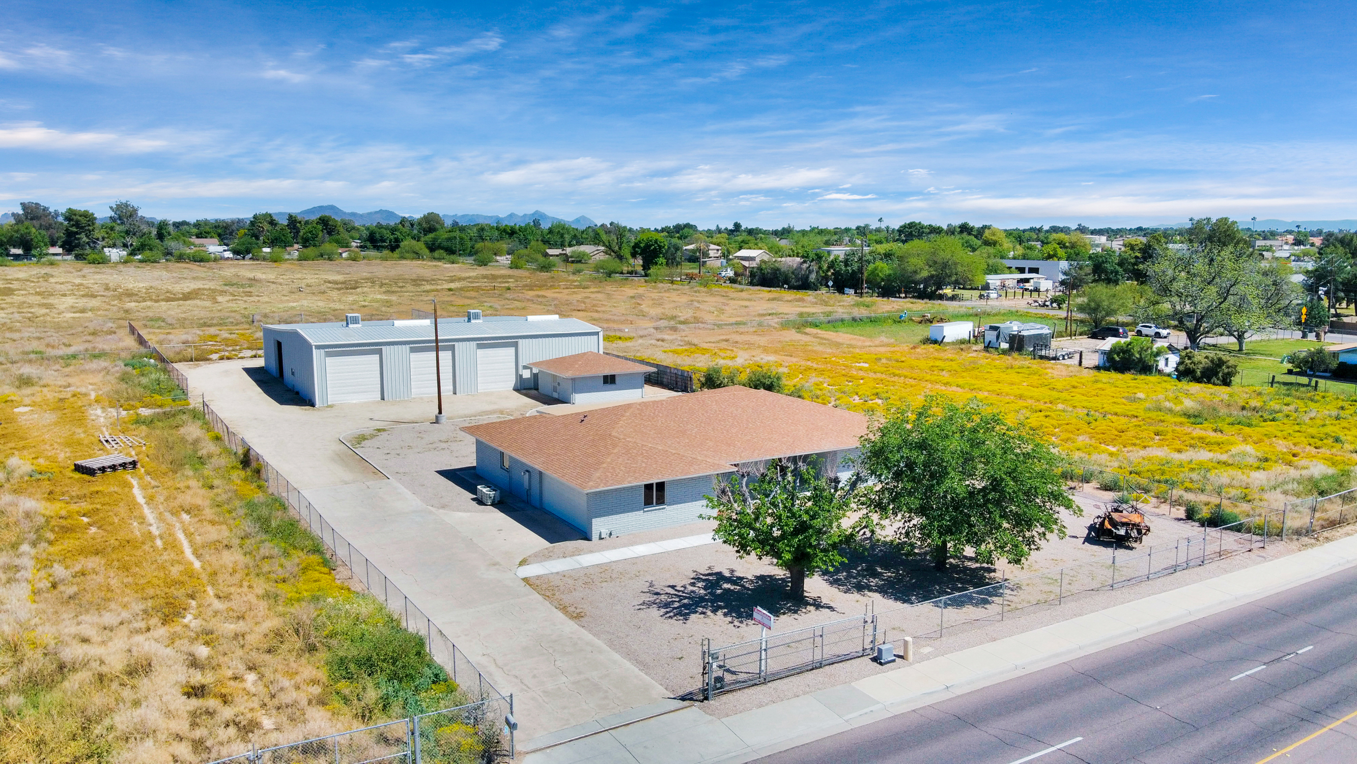 4 Bed 4 Bath Remodeled Peoria, AZ Home Is UNDER CONTRACT In Just 1 Week! header image.