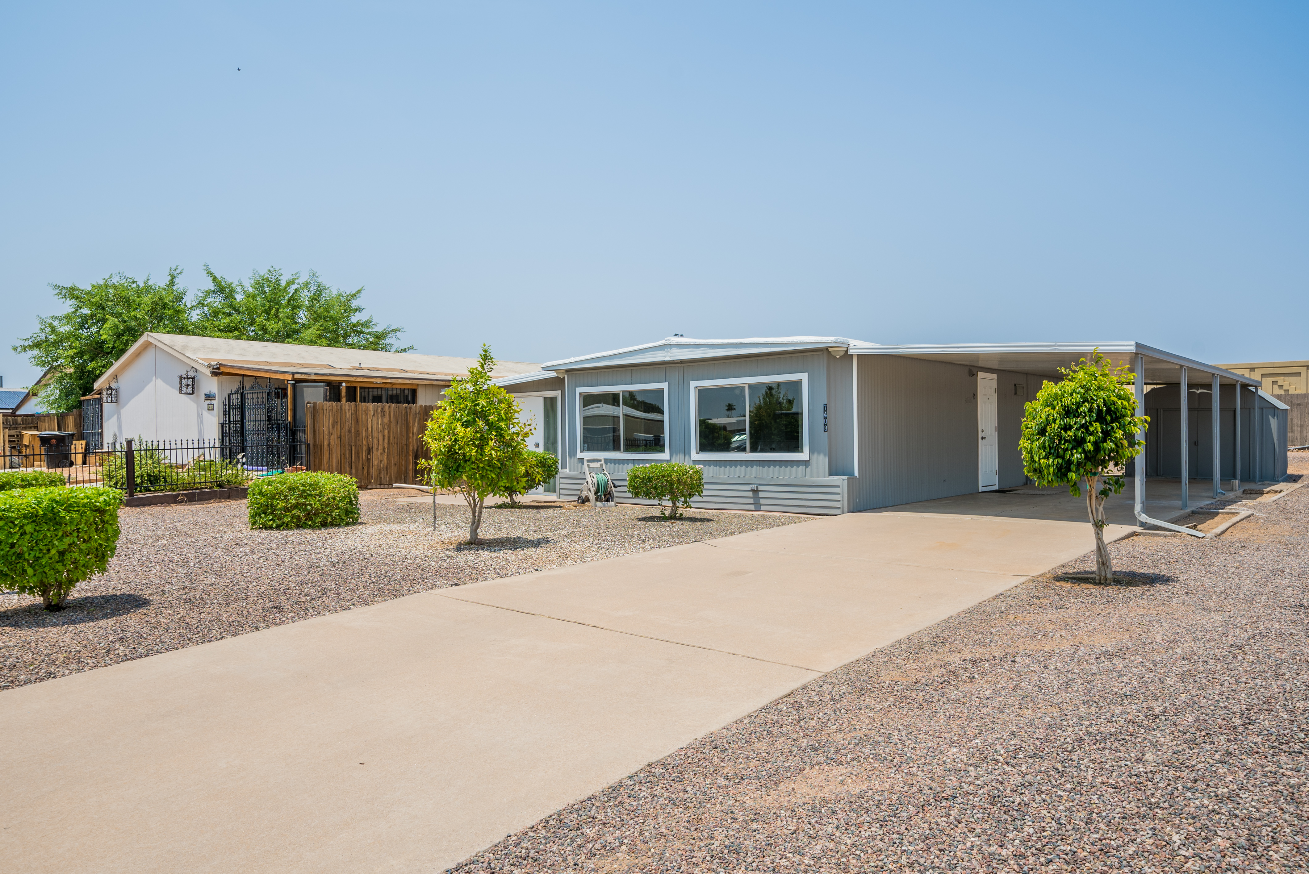 Mesa, AZ Home For Sale: 2 Bed Move-in Ready Home In Desert Sands Golf & Country Club - No HOA! header image.