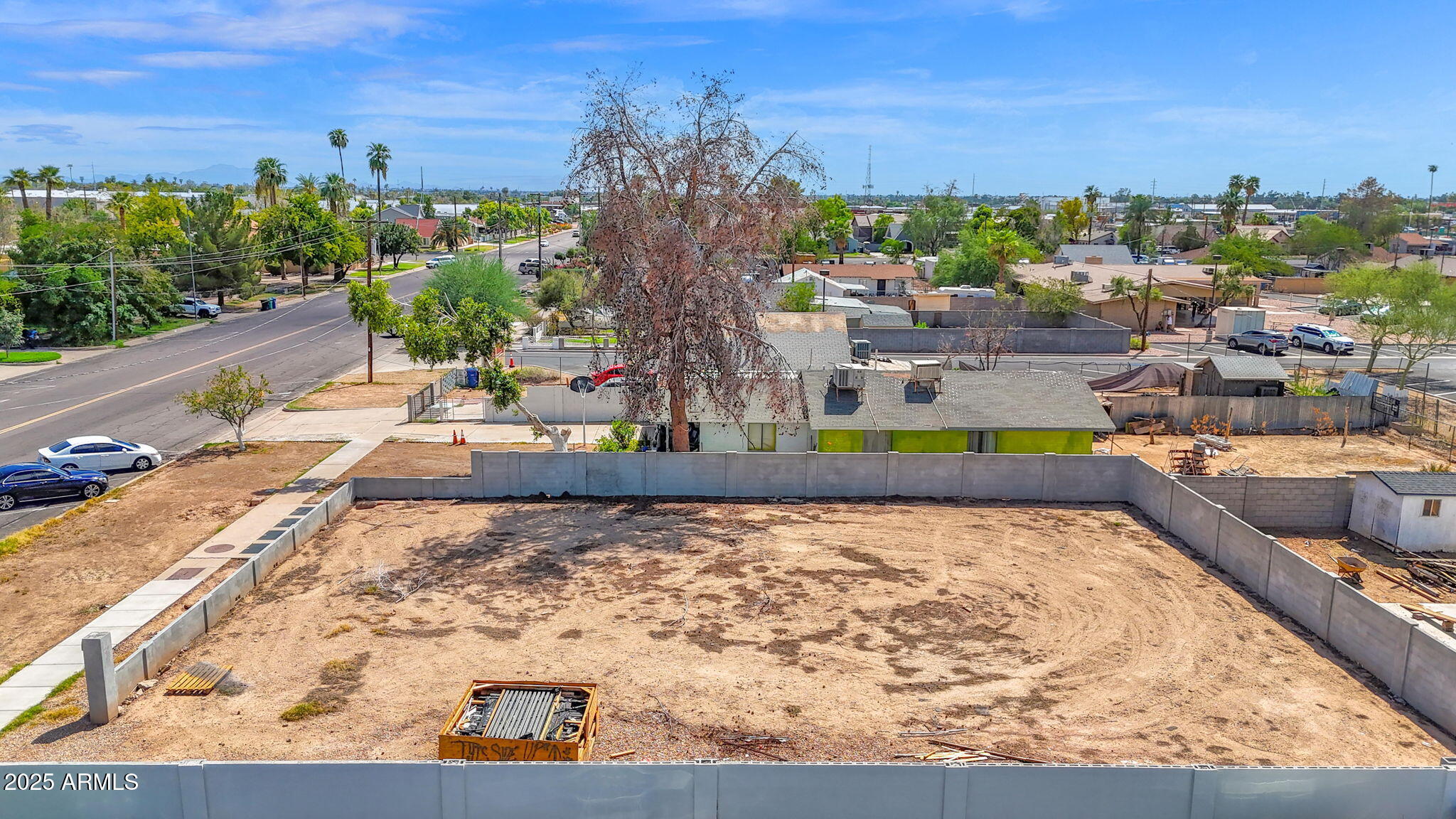 122 S Sirrine, Mesa AZ 85210 - Now Pending LOT! 🌟 header image.