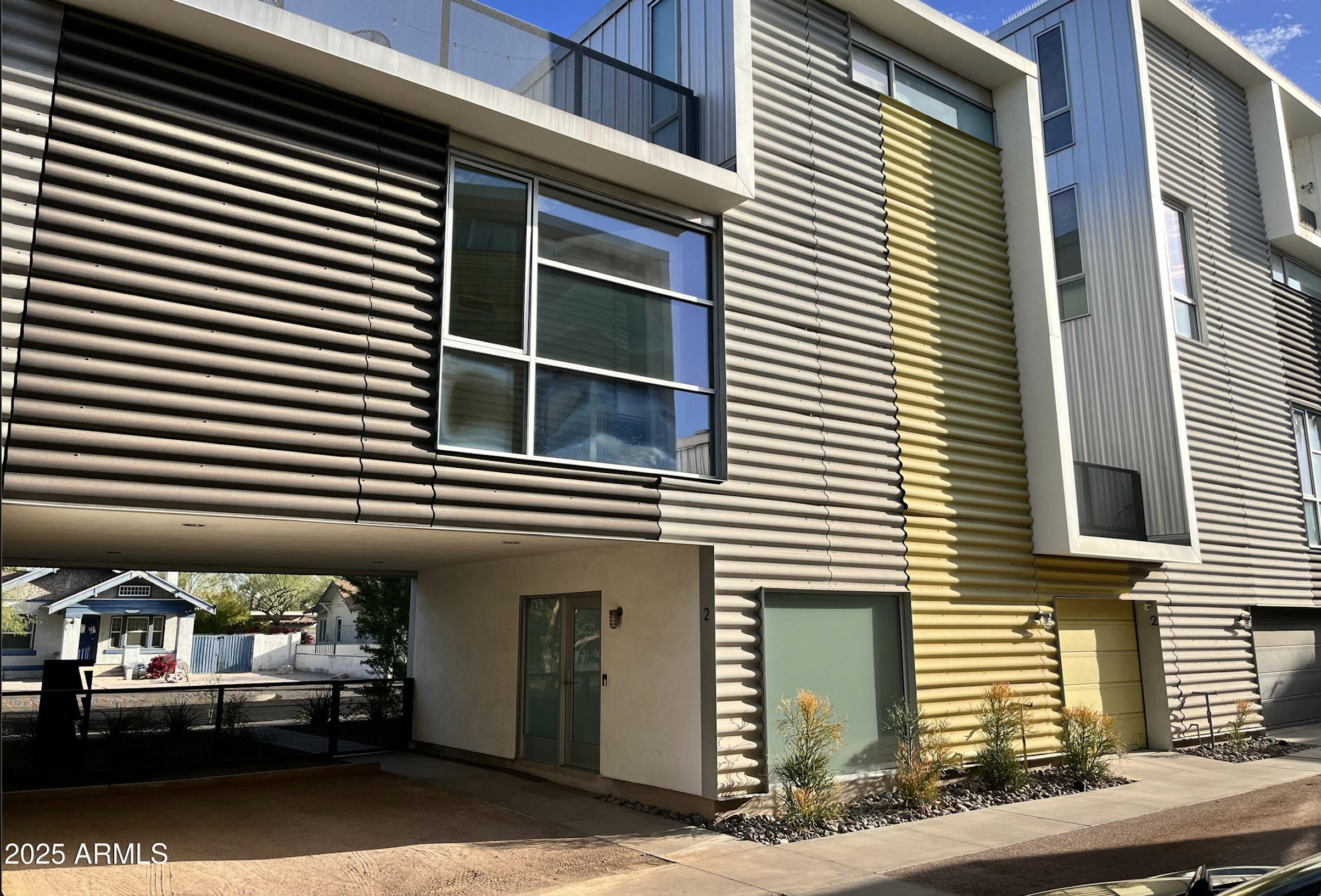 An Investors DREAM - 777 W Roosevelt St #2 header image.