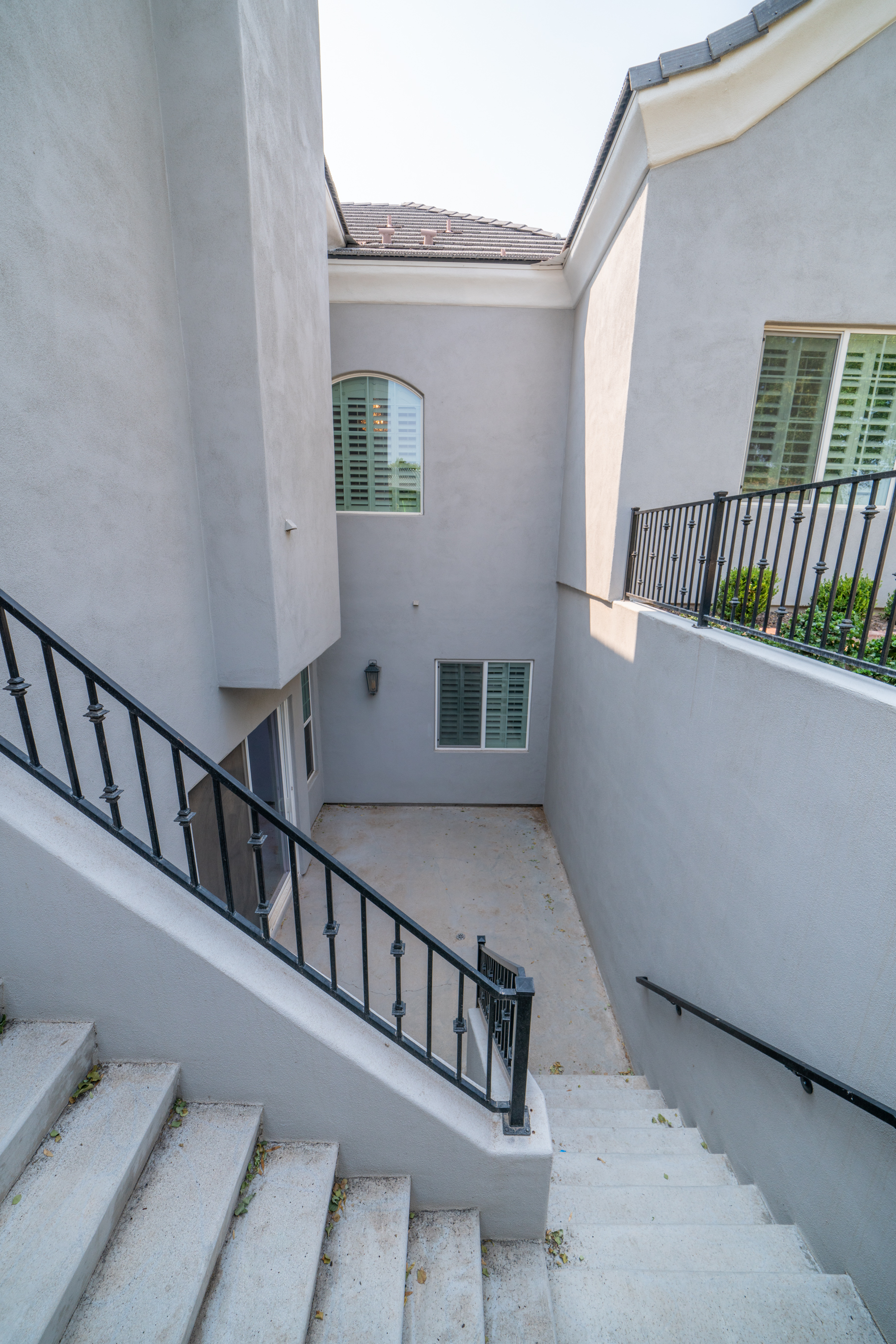 Looking For Basement Homes? We Have 3 Of Them In Mesa, AZ! header image.