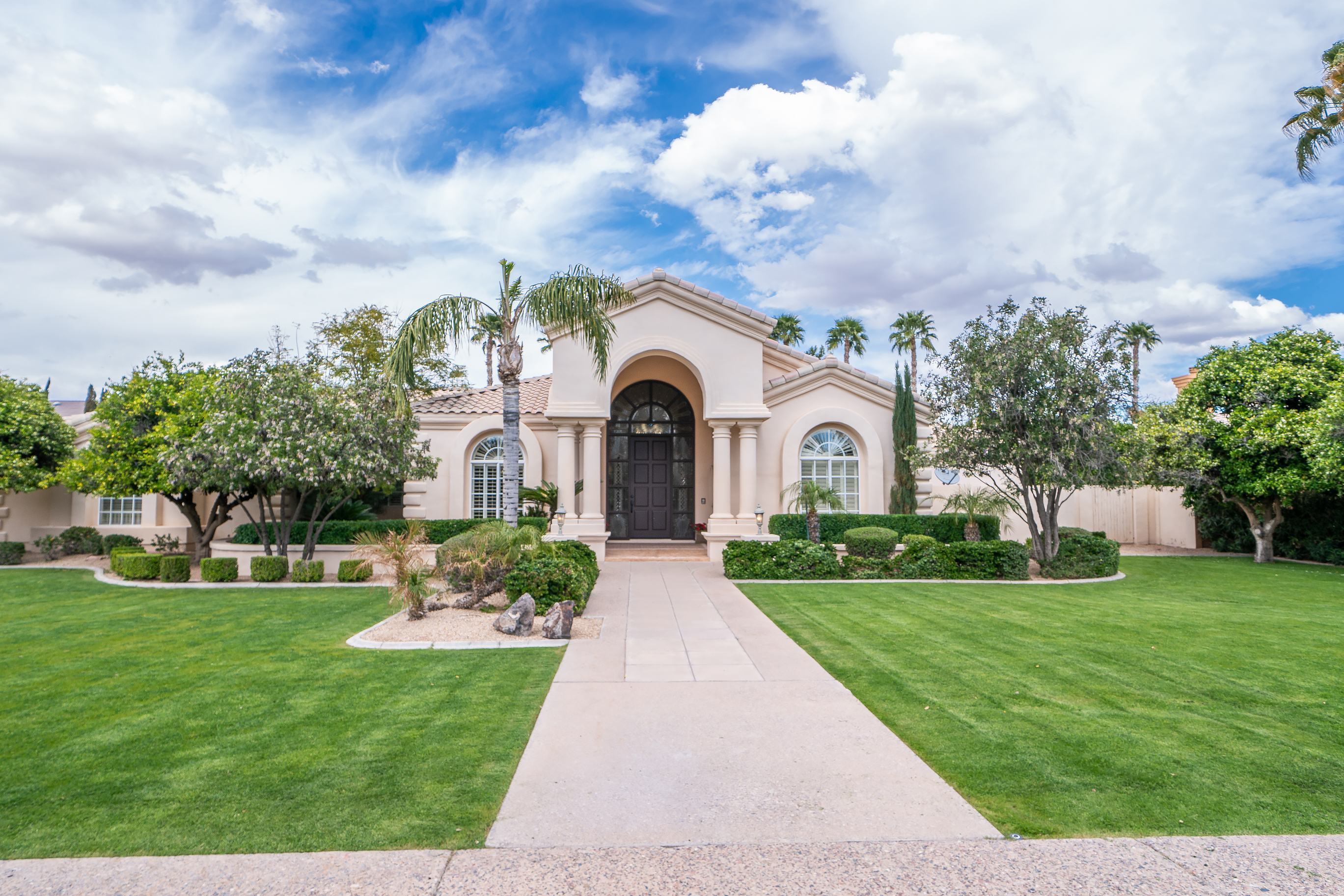 Make An Offer On This 5 Bed 3.5 Bath Custom Home w/ Pool In Citrus Greens Before It's Gone! header image.
