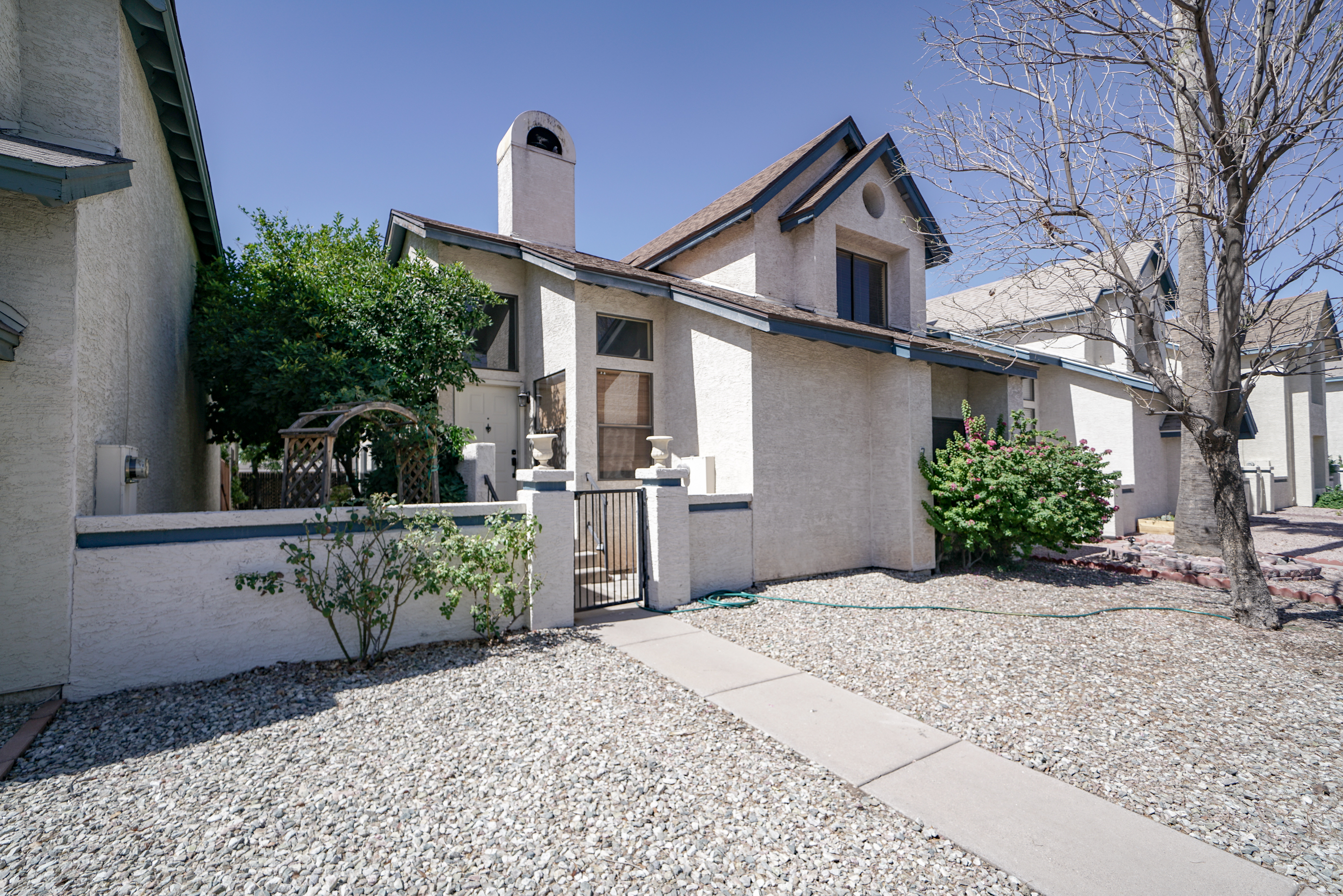 Make An Offer Quick On This 3 Bed 2 Bath Open Floorplan Home In Horn Avenue! header image.