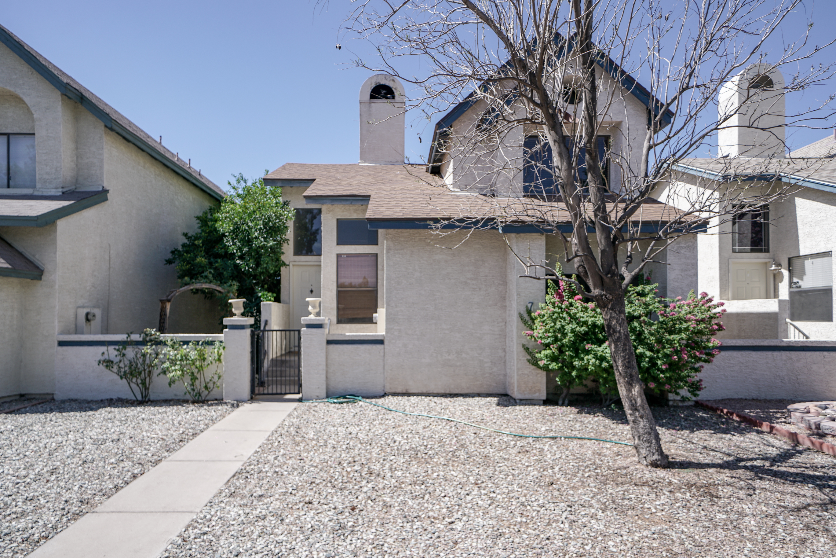 BACK ON MARKET: 3 Bed 2 Bath Open Floorplan Home In Horn Avenue! header image.