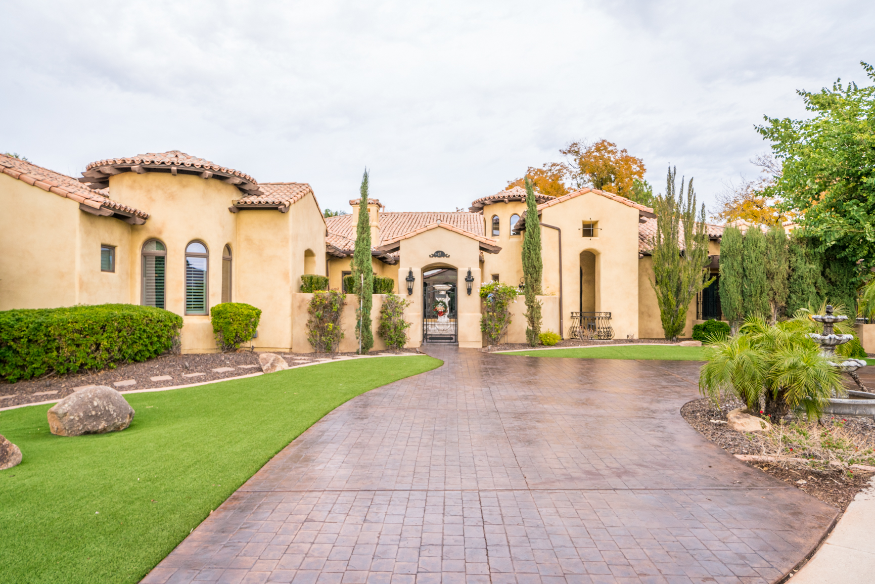 JUST SOLD! Stunning 5 Bed 8 Bath Citrus Corridor Home w/ Pool & 12-Car Garage! header image.